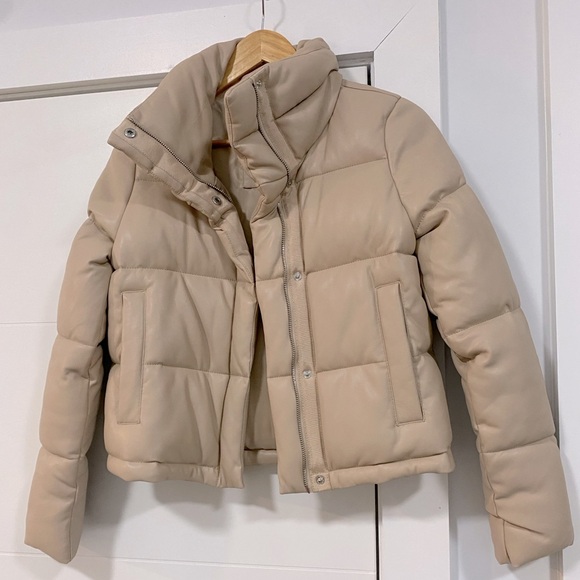Abercrombie Mini Puffer XS-Beige Faux Vegan Leather - Picture 2 of 3